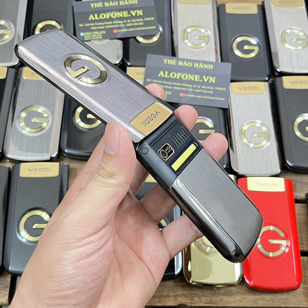 Điện Thoại Độc Nắp Gập Giả Giọng Nói Màn Hình Cảm Ứng G3 Có Đèn Led Vỏ Thép cứng chắc Sang Trọng | BigBuy360 - bigbuy360.vn