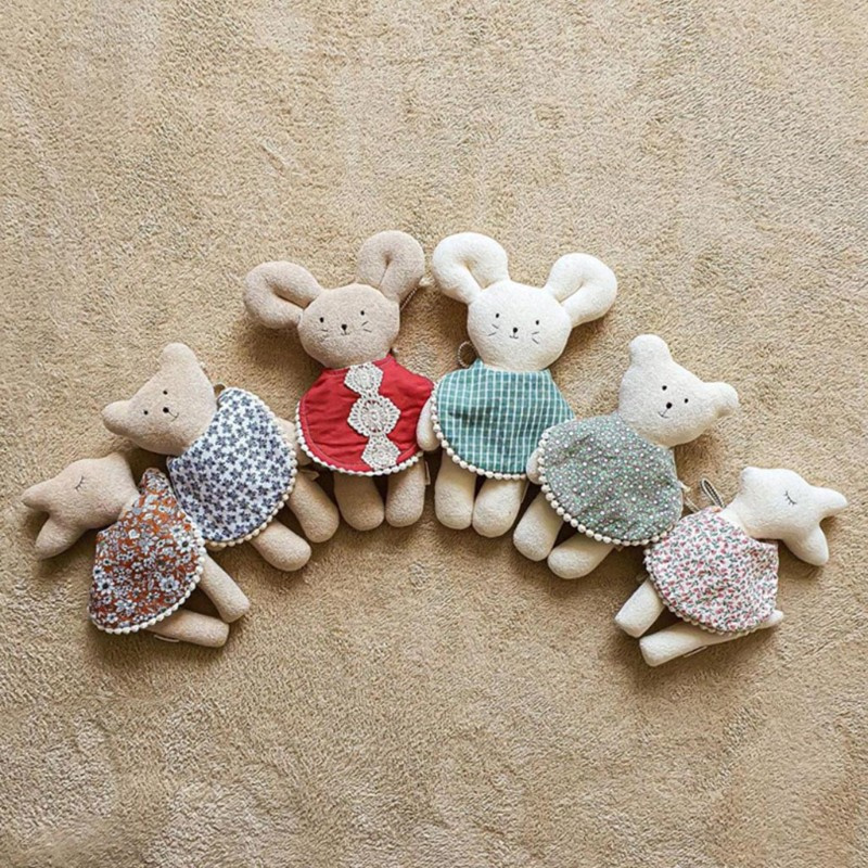 Thú Nhồi Bông Hình Chú Gấu Dễ Thương