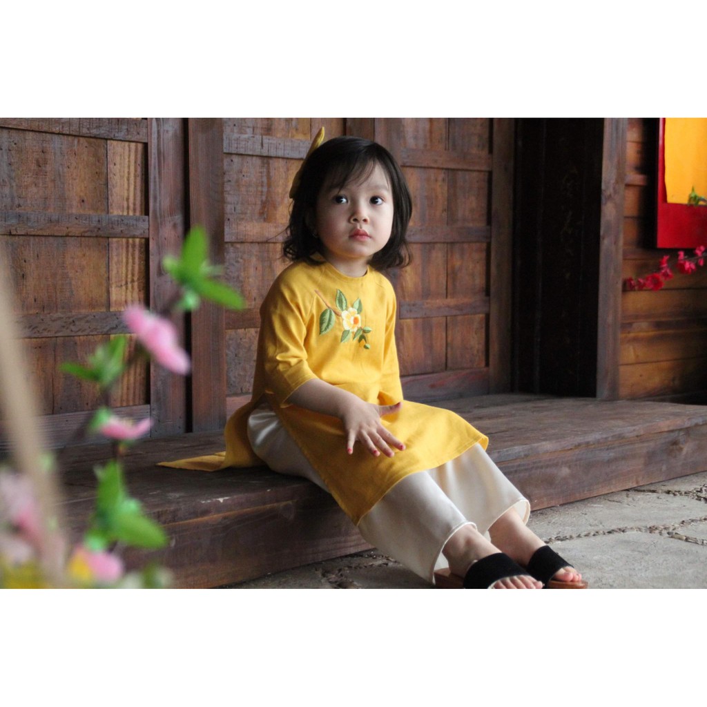 Áo dài thiết kế cho bé