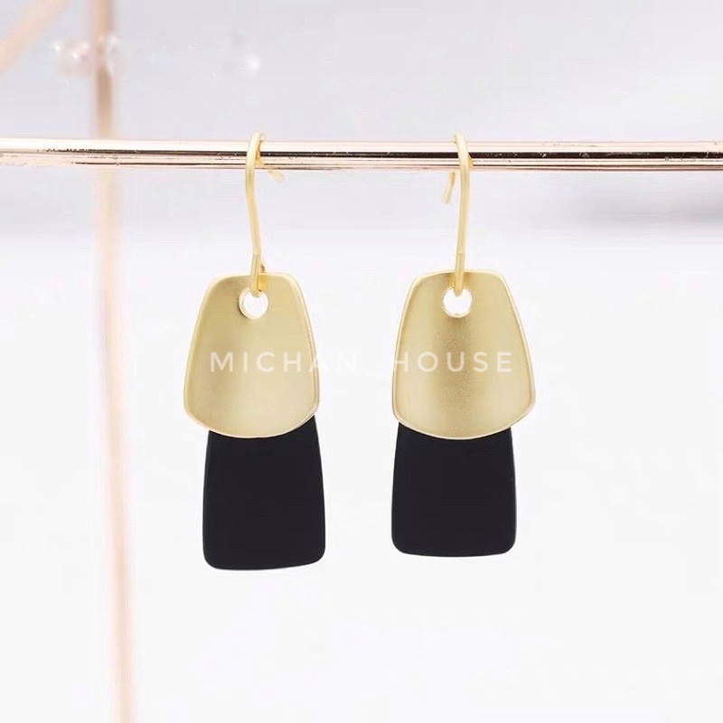 Hoa tai phong cách Hàn Quốc sang trọng