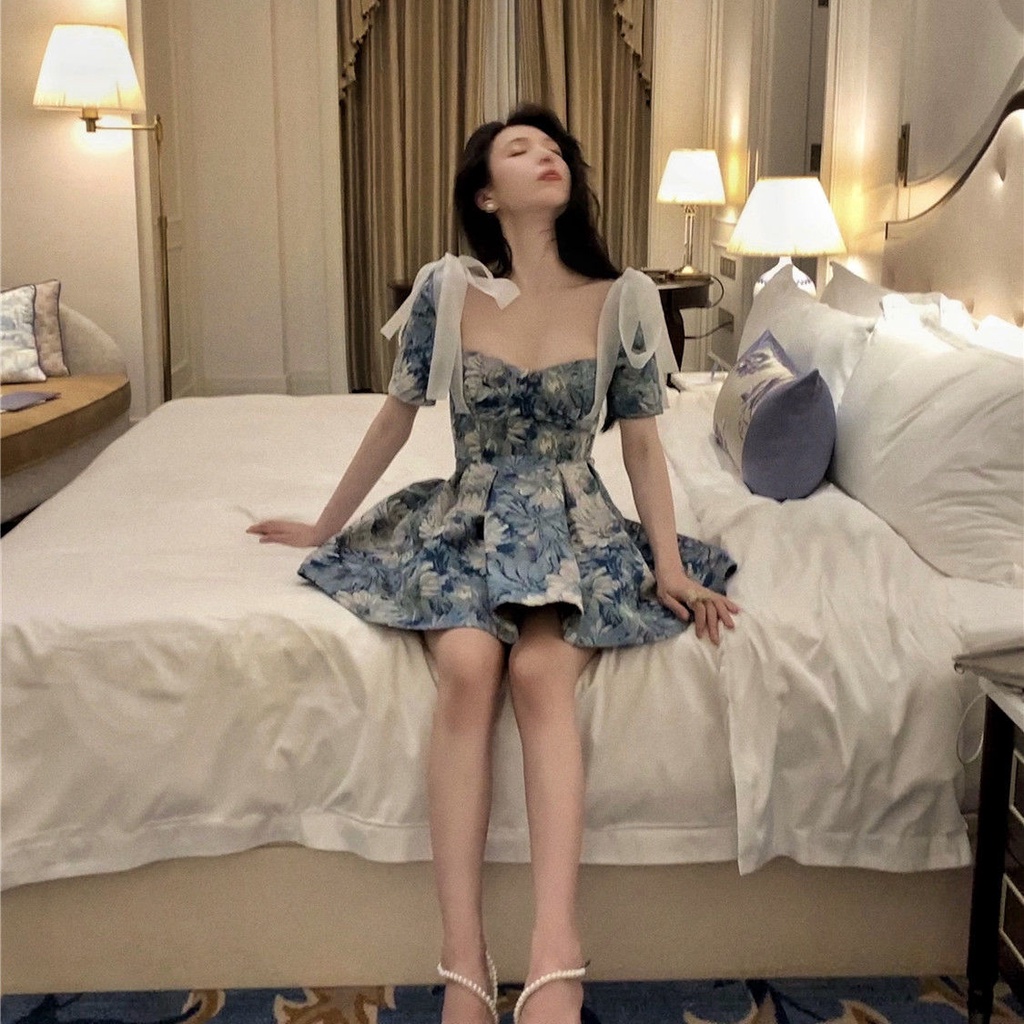 Đầm Dự Tiệc Hoạ Tiết Hoa Thiết Kế Quyến Rũ Cho Phái Nữ | BigBuy360 - bigbuy360.vn