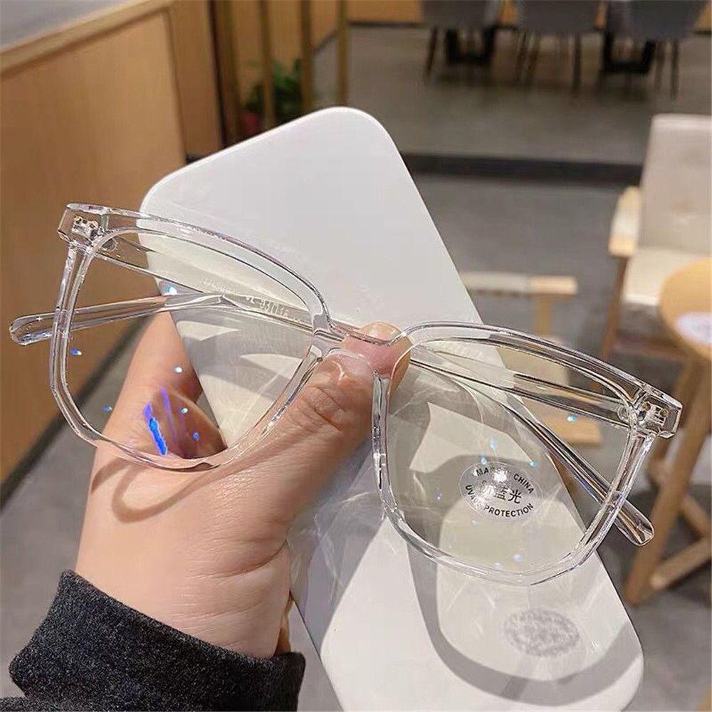 Kính Bảo Vệ Mắt Chống Ánh Sáng Xanh Siêu Nhẹ Mang Đi Tiện Dụng Cho Nam Và Nữ