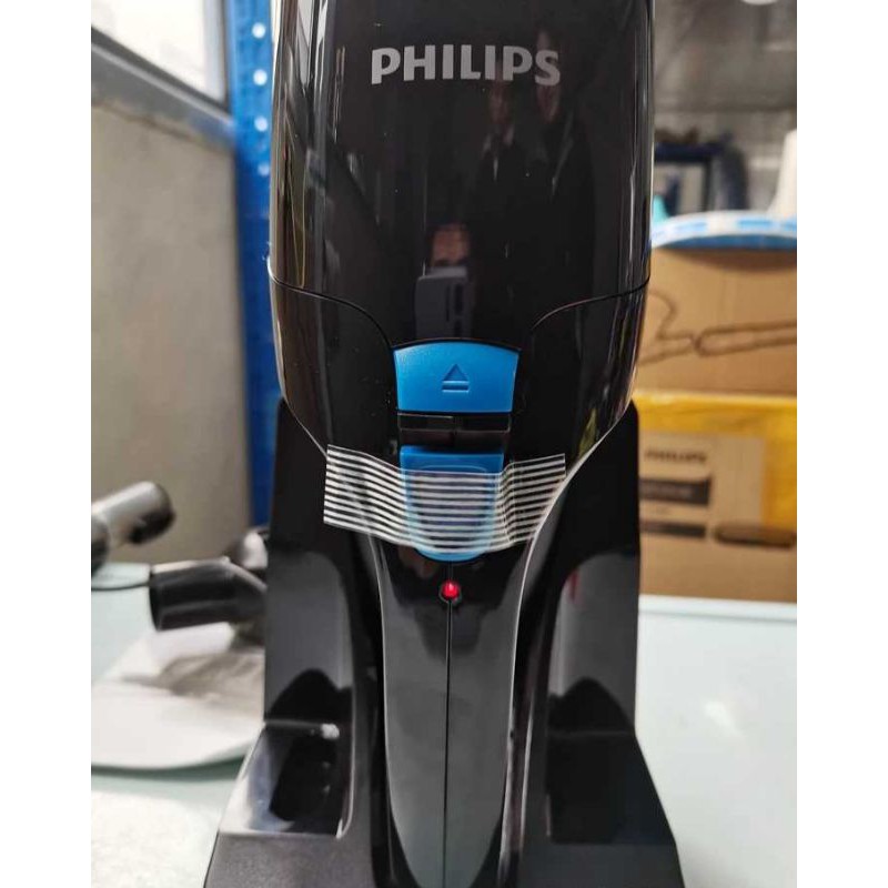 Máy hút bụi cầm tay Philips FC6152
