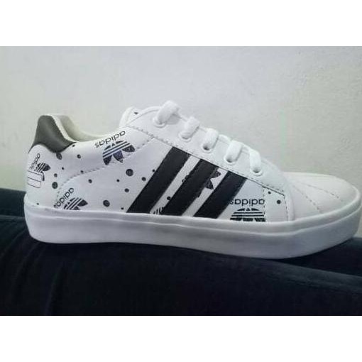 Mới Giày Thể Thao Adidas Thời Trang Năng Động Đen