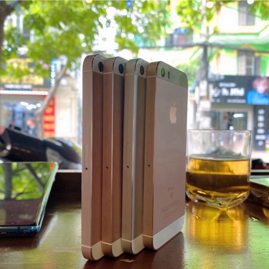 TGHĐ0111 Điện thoại iP 5SE zin đẹp như mới 1 đổi 1 30 ngày nếu có lỗi đủ màu sắc và bộ nhớ giao hàng toàn quốc!