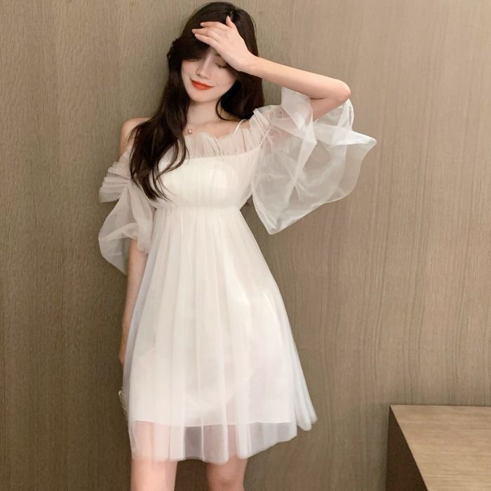 Đầm dáng chữ A thiết kế trễ vai nữ tính