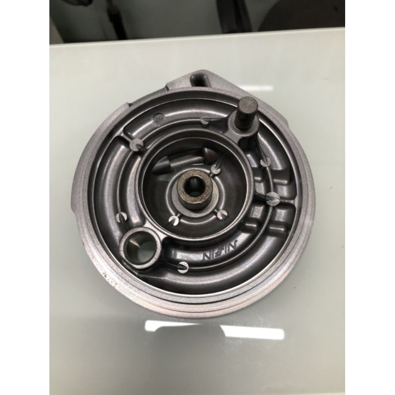 [YAMAHA] NẮP ỐP MÁ PHANH SAU EXCITER, SIRIUS - MÀU BẠC