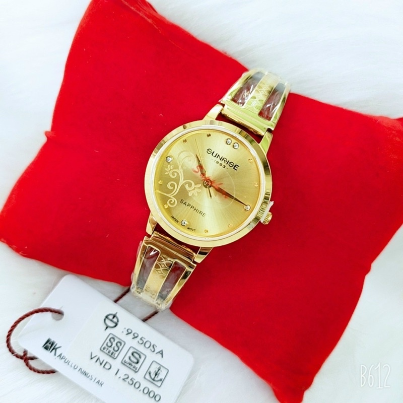 Đông hồ nữ dạng lắc tay