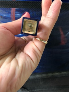 Son bóng estee lauder 100k