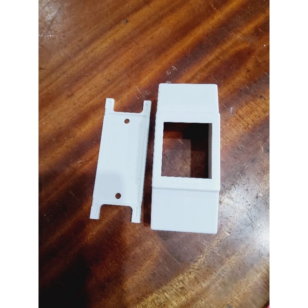 Vỏ hộp Aptomat dùng cho các loại CB - hộp đựng CB