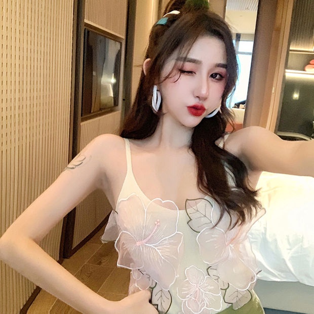 [Hana And Alice] Áo Hai Dây Dệt Kim Họa Tiết Hoa Ba Chiều Gợi Cảm