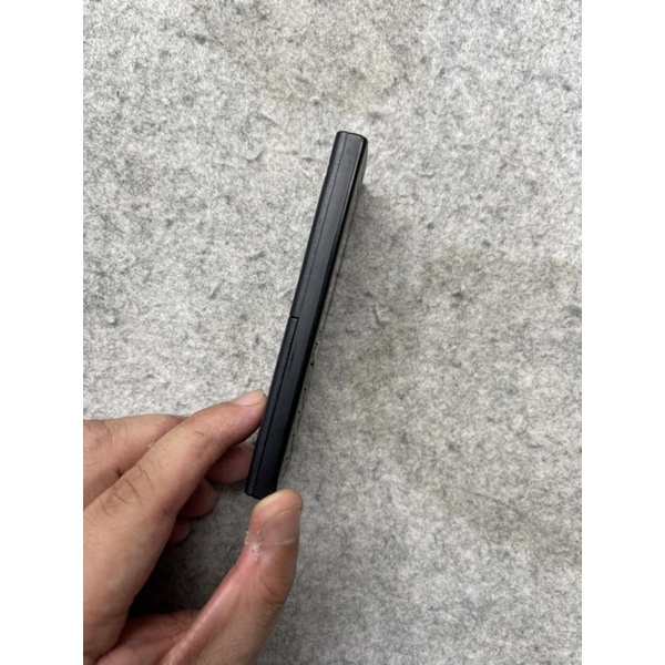 Điện thoại Samsung sgh-C170 siêu mỏng .