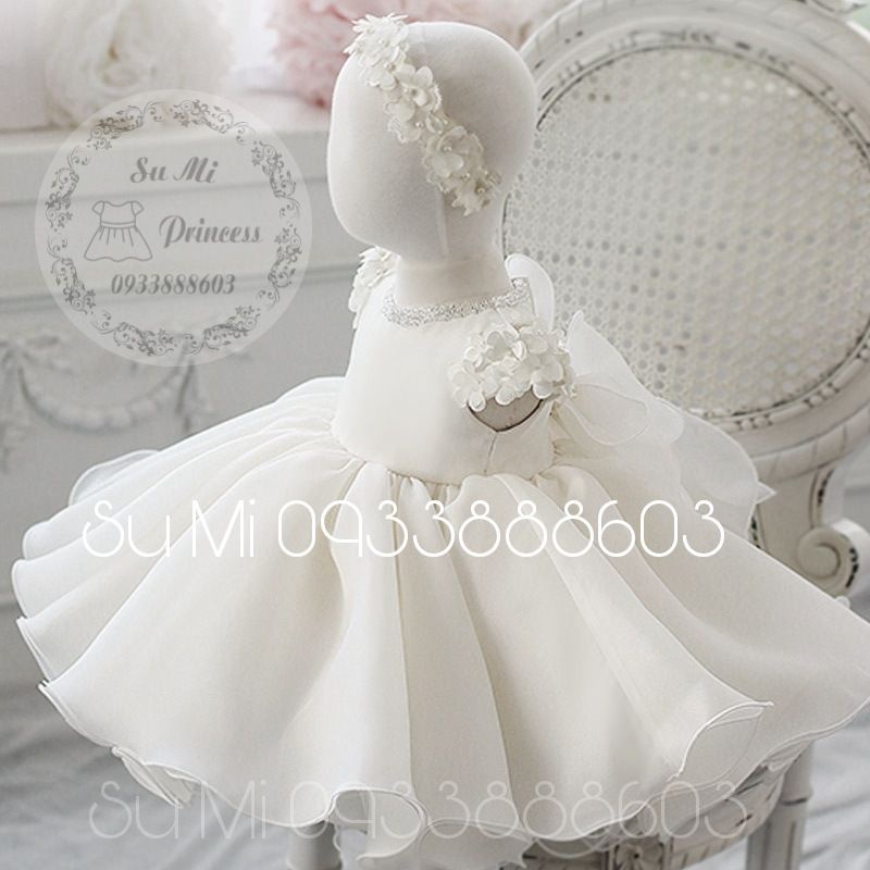 Đầm công chúa tay đính hoa 3D cho bé