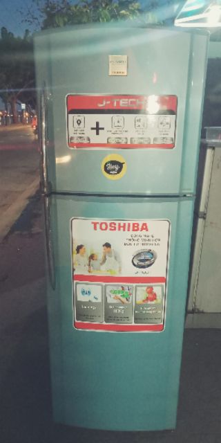 Tủ lạnh Toshiba 220 lít, bền, rẻ, đẹp, nhanh tay không hết hàng