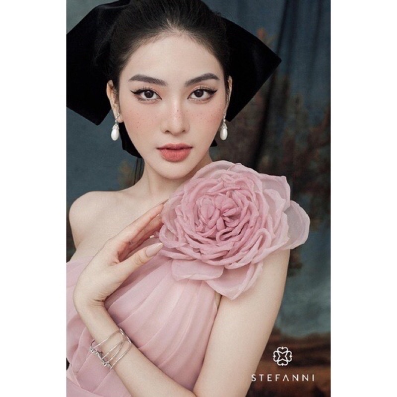 Hoa cài áo cover Stefanni size 20cm