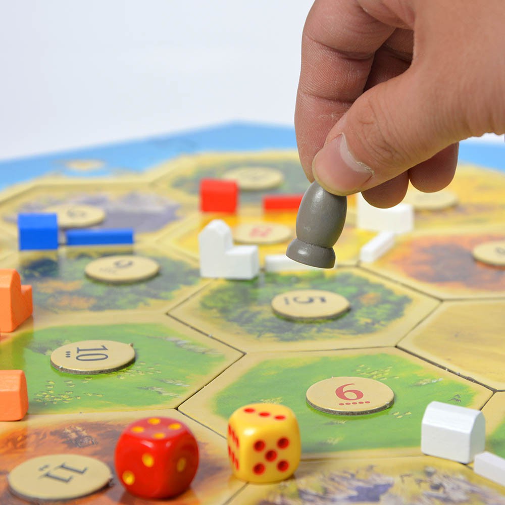 Trò chơi thẻ bài The Settlers of Catan English news