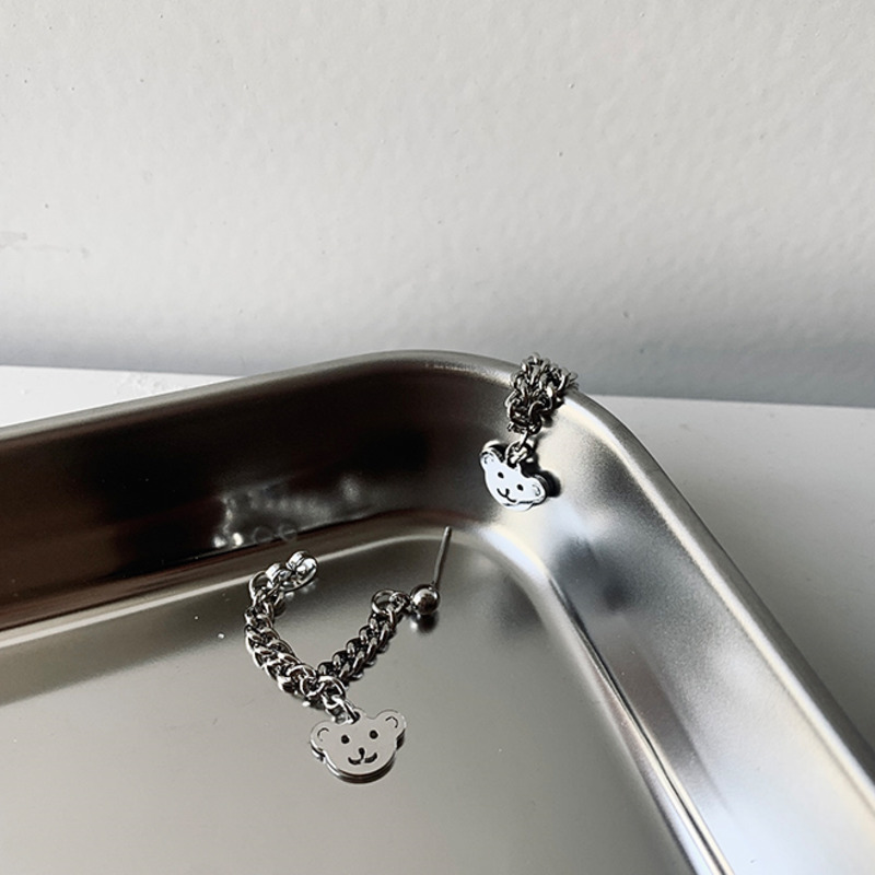 Khuyên tai đính mặt hình chú gấu xinh xắn đáng yêu thời trang