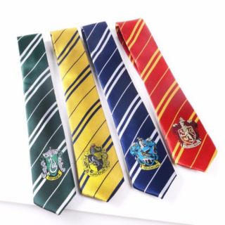 Cà vạt Harry Potter Hogwarts hàng sẵn (Ảnh thật)