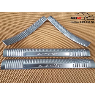 Ốp bậc cửa trong Hyundai Accent 2018