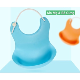 Yếm ăn dặm có máng hứng chống thấm nước cho bé. Yến ăn dặn cho bé. Yến cho bé. Yến em bé. Yến bé. Đồ dùng ăn dặm cho bé.