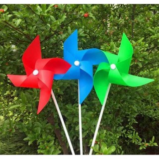 10 chong chóng nhựa que cầm tay