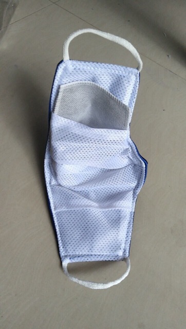 Khẩu trang vải lót than hoạt tính Asia màu xanh