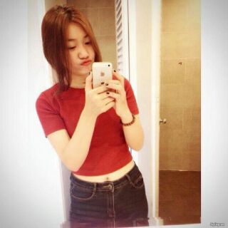 Áo croptop gân tay ngắn
