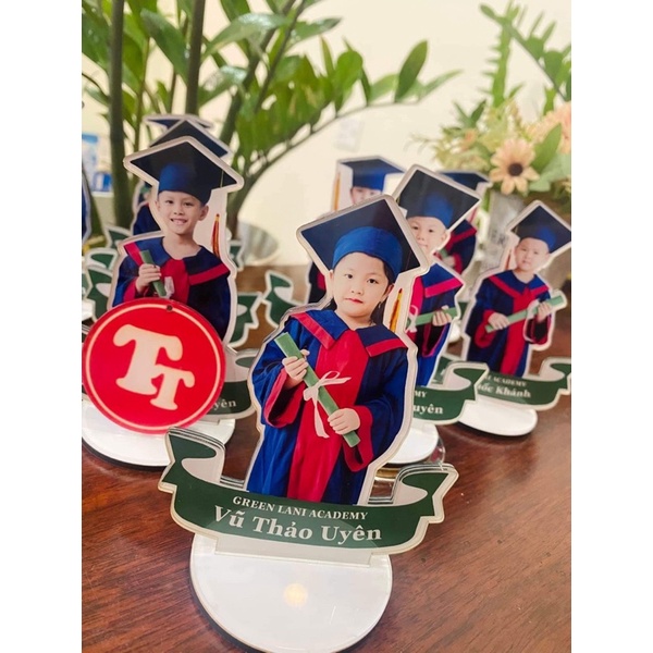 STANDEE IN THEO YÊU CẦU