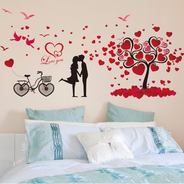 Decal trang trí Cây Tình Yêu và đôi tình nhân