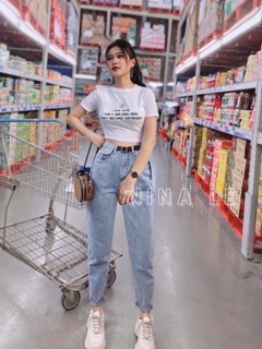 Áo croptop thêu hoa cúc