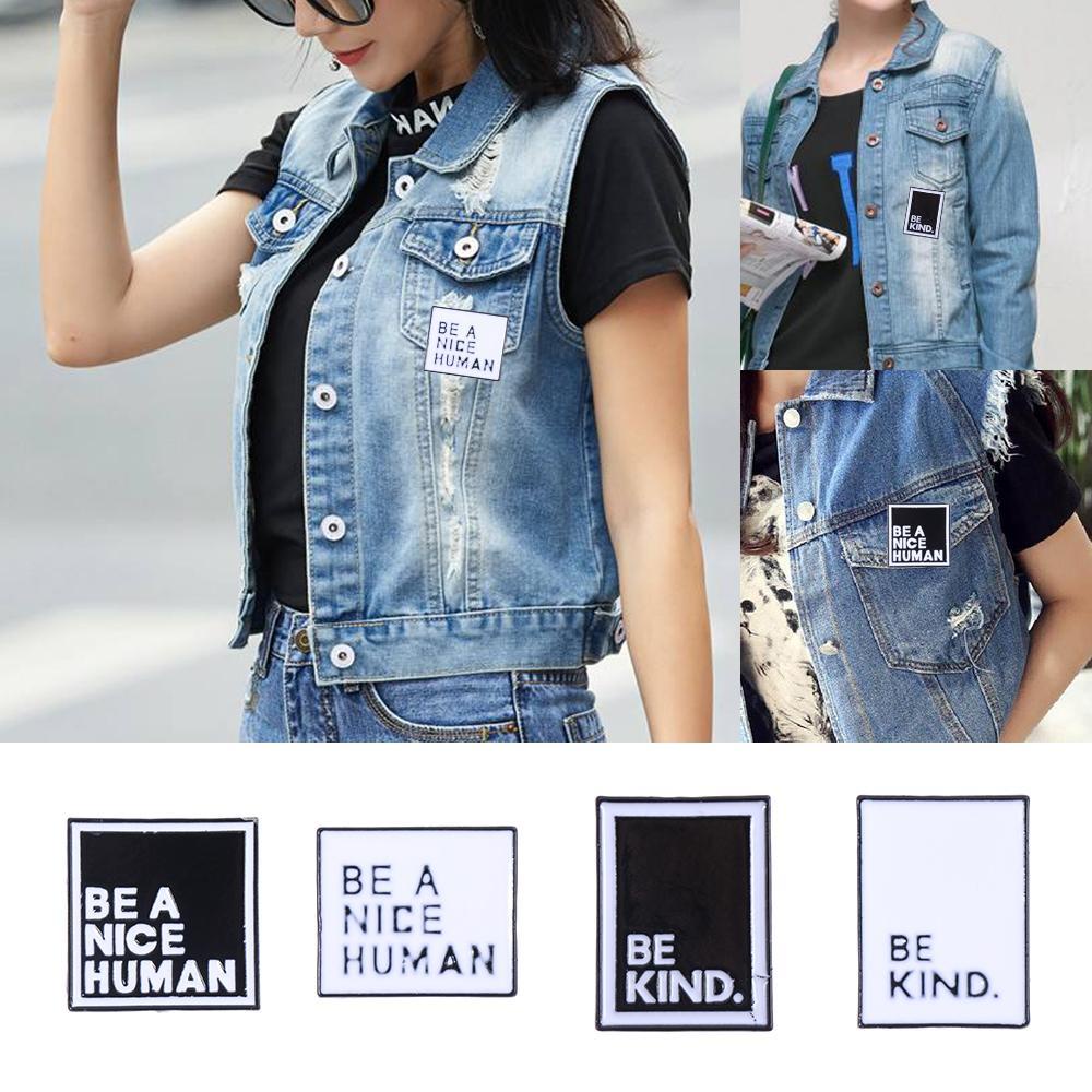 Ghim Cài Áo Trang Trí Chữ BE A NICE HUMAN Đơn Giản Tráng Men Màu Trắng Đen