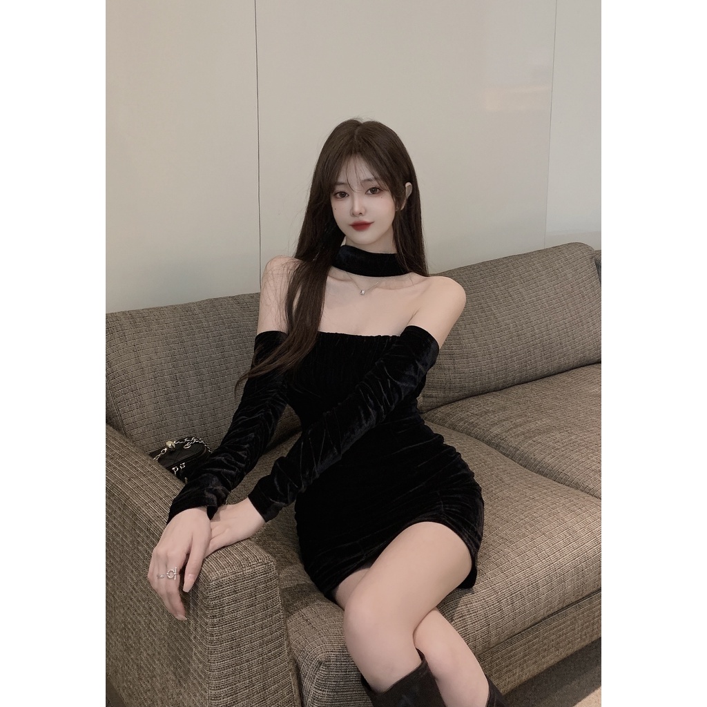 Đầm nhung đen tay dài hở vai ôm dáng thời trang thu đông quyến rũ cho nữ