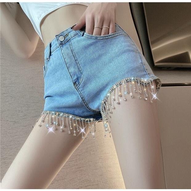 Angelcity Quần Short denim Màu Đen Lưng Cao Dáng Ôm Đính Đá Phối Tua Rua Thời Trang Mùa Hè 2020 Cho Nữ