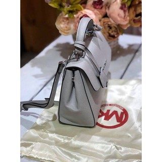 Túi Michael Kors Ava size trung