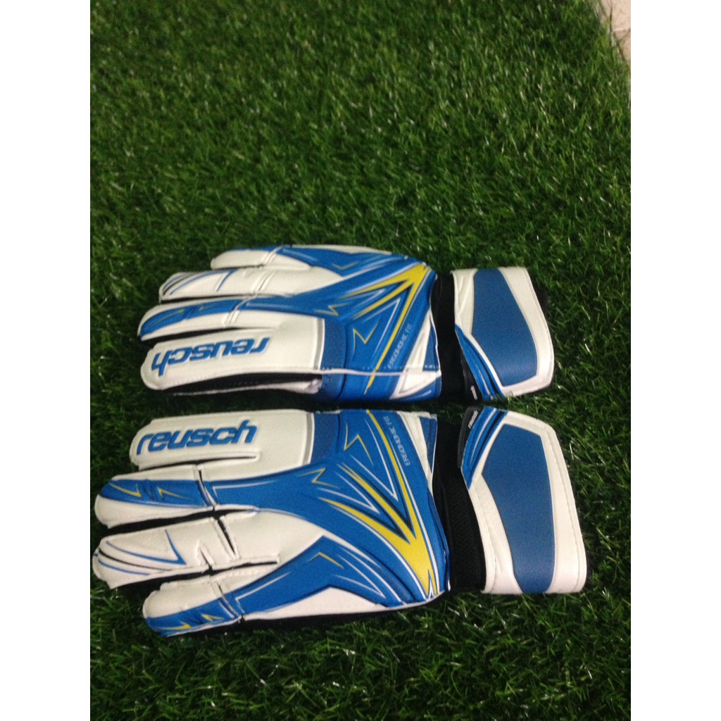 GĂNG TAY THỦ MÔN REUSCH CÓ XƯƠNG BẢO VỆ NGÓN TAY( SIZE 9 )