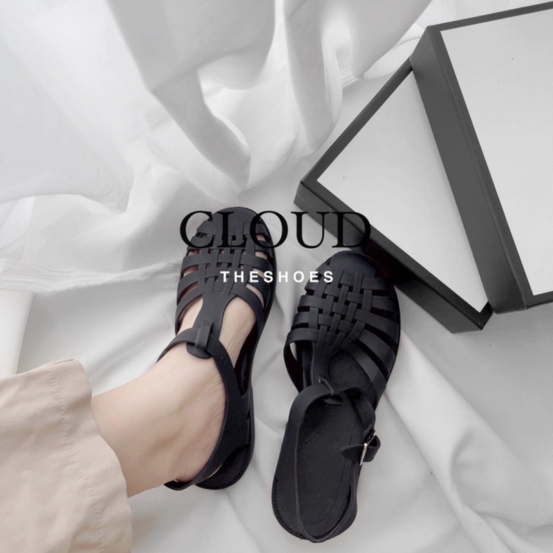 Giày Sandal rọ bệt nhựa dẻo mềm che mũi tròn khóa cài – Cloud The Shoes