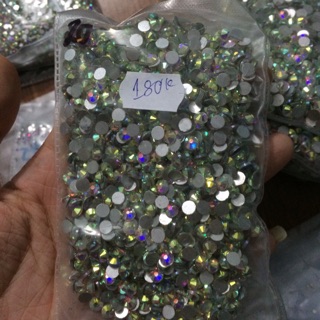 Đá 7 màu siêu sáng chân bạc