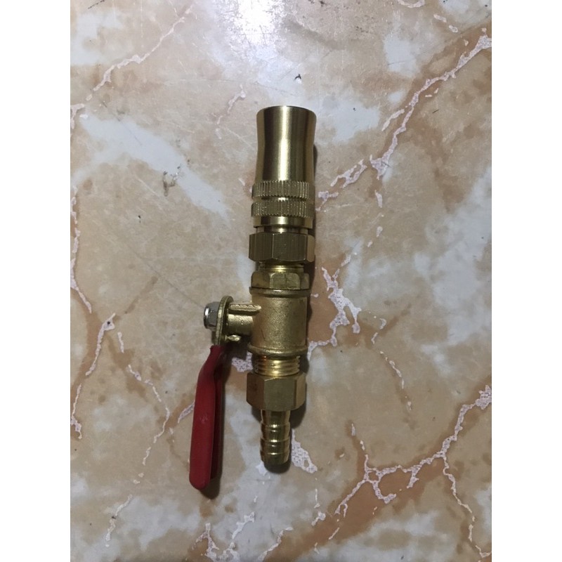 khoá béc chỉnh tia nước bằng đồng thâu , khoá và béc chỉnh tia