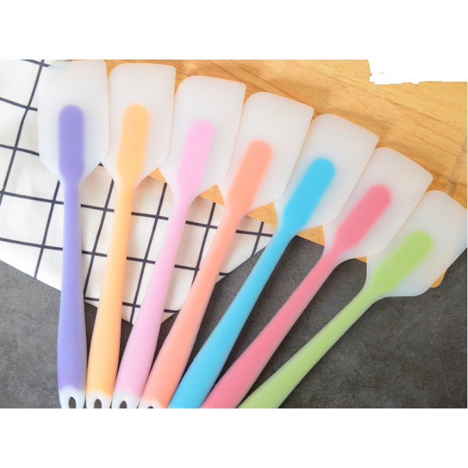 Spatula  silicon trong -phới dẹt trộn bột cao cấp 27cm.