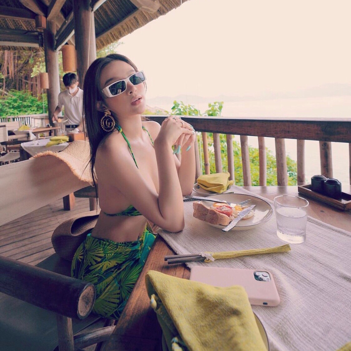 Kính mát gọng chữ nhật phong cách Hàn Quốc thời trang dành cho nữ | BigBuy360 - bigbuy360.vn