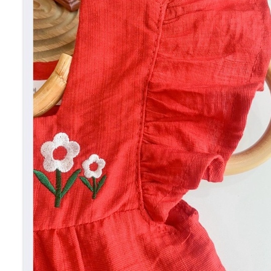 VNXK-ĐẦM ZARA ĐỎ/TRẮNG THÊU HOA SIÊU XINH CHO BÉ GÁI -MÃ ĐBG08