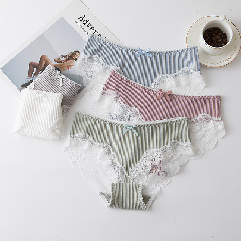 Quần lót cotton phối ren lưng thấp dành cho nữ