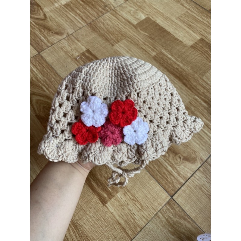hoa len sz 2,5 cm trang trí cặp- nón - mũ ( nhận móc theo yêu cầu)