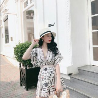 Váy tiểu thư xòe