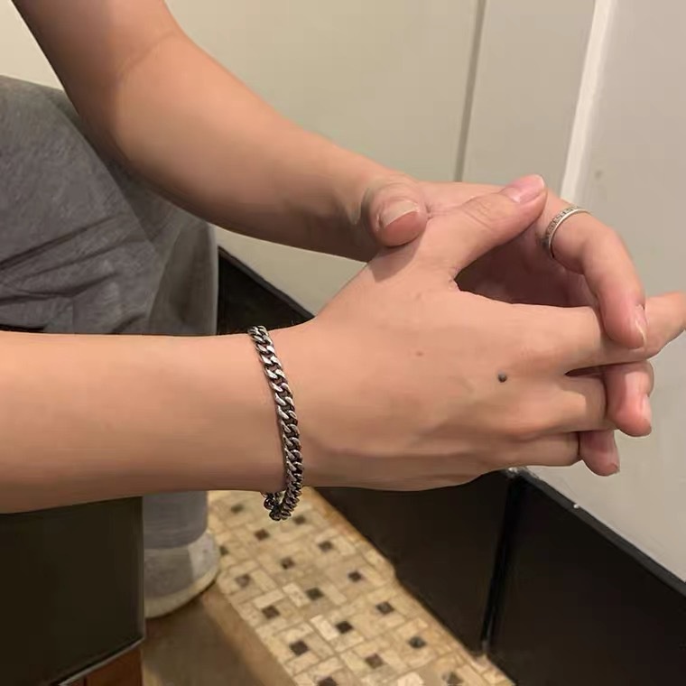 Vòng Tay Thép Titan Sáu Mặt Đánh Bóng Trang Sức Hip Hop Không Gỉ Và Không Phai Màu Cho Nam Và Nữ