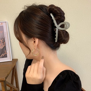 Kẹp Tóc Nữ Hình Cá Mập Xinh Xắn