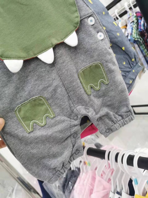 Yếm KL con khủng long