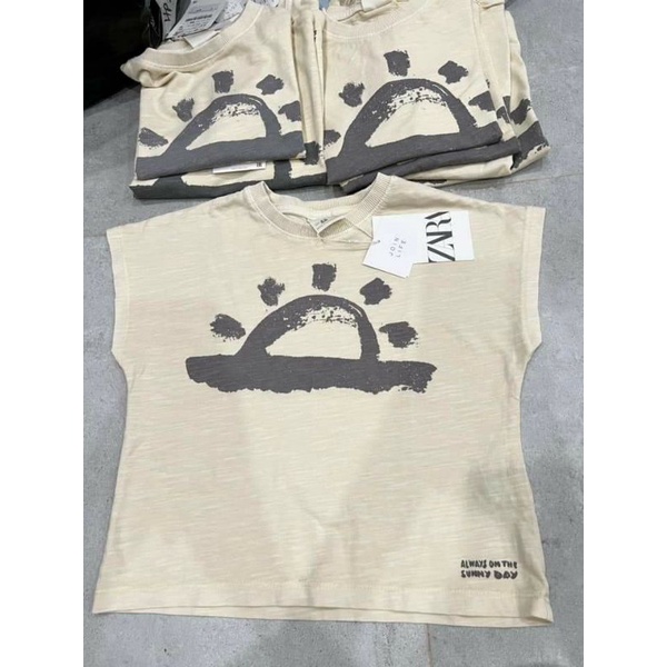 Áo phông bé trai bé gái Zara auth sz 4/5y