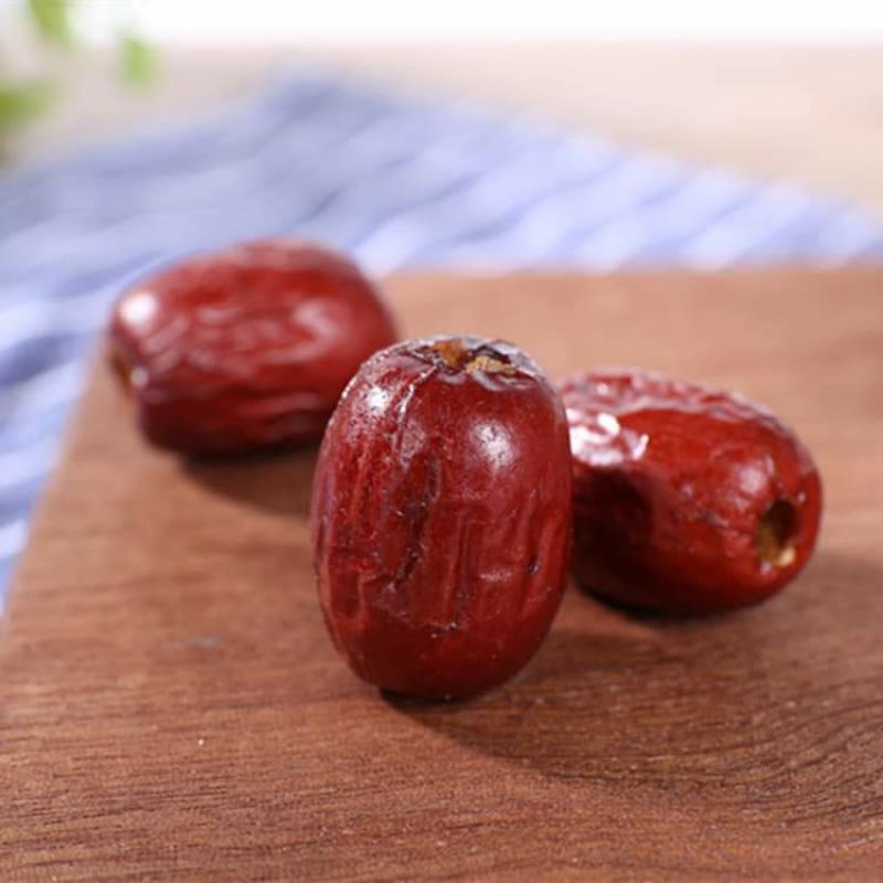 Táo Đỏ Bá Vương