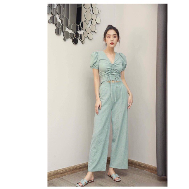 Bộ đũi áo rút dây ngực quần ống rộng | BigBuy360 - bigbuy360.vn